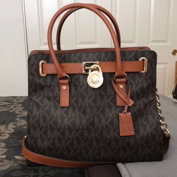 Michael Kors Authentic Brown Handbag/ Crossbody - Picture 3 of 6